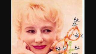 Blossom Dearie - Fly Me To The Moon