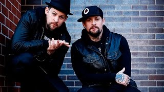 Good Charlotte - Life Changes Lyric Video