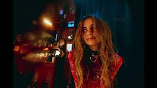 Chelsea Collins - Happy Together FHD Lyrics