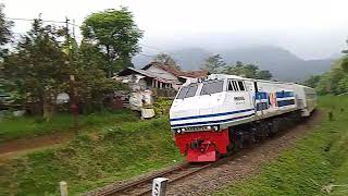 Download lagu Wajah Baru Lokomotif WnB KA Serayu dan Kahuripan #ramadan #cc2030203 #keretaapi mp3