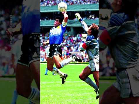 Maradona's 'Hand of God' match ball heads to auction | DW News