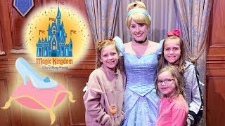 Disney's Magic Kingdom! Meeting Disney Princesses and a Fireworks Display! | Crazy8Family