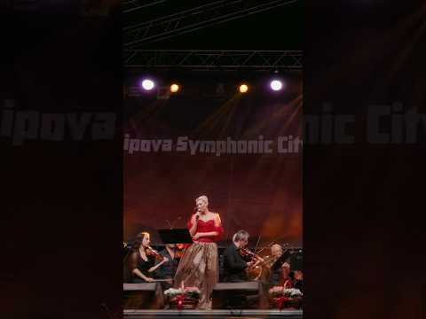 Geanina Gee 🎶 All coming back to me now Celine Dion cover #live #singer #coversong #music #singing