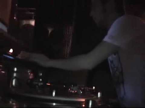 Juanlu Movilla @ LIVE BASSAGO HOUSE CLUB @  9-10-2009.wmv