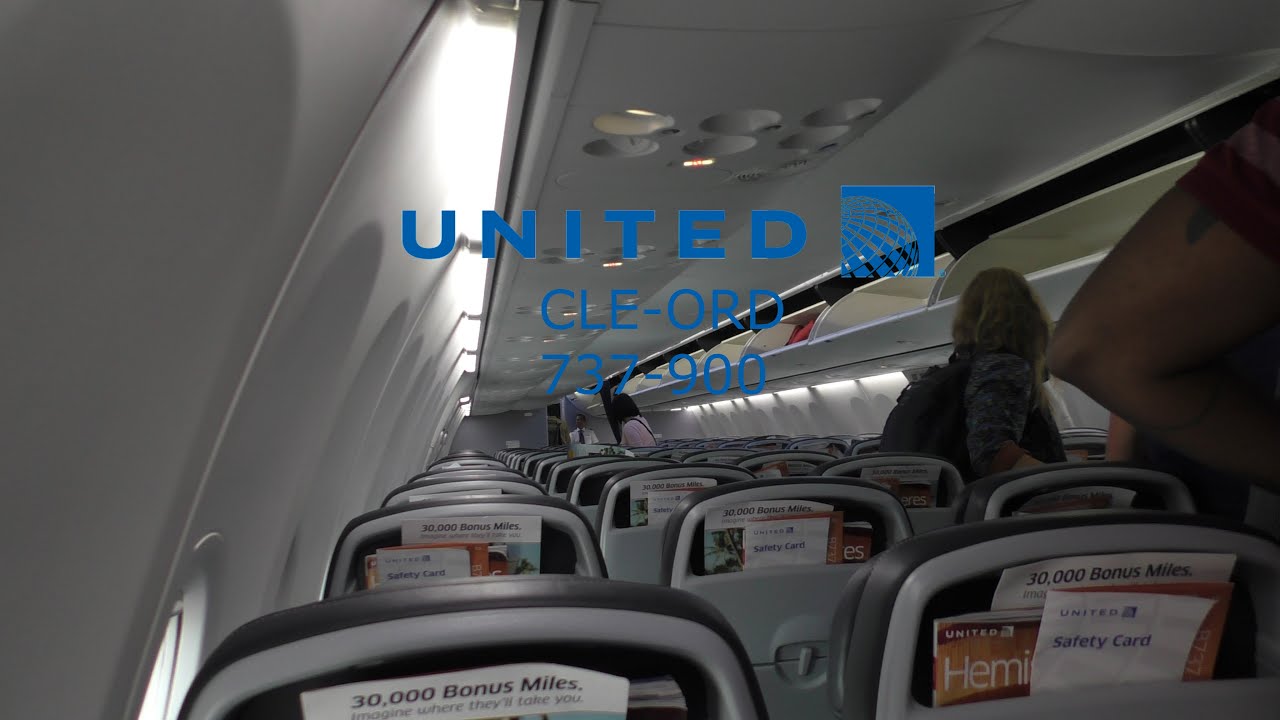 TRIP REPORT I United Airlines Economy Class I 737-900 I CLE-ORD