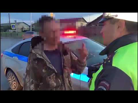 Пьяный мужчина совершил угон автомобиля, в салоне которого находились двое малолетних детей