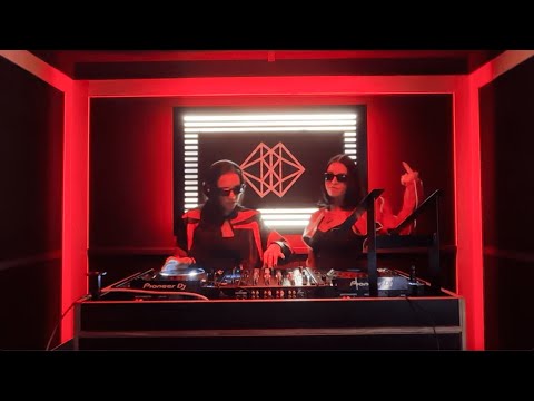 DUELLE RED LIGHT SESSIONS