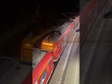 S3 nach Bad Soden fährt in Schwalbach Nord ein #trainspotting #train #railway #db #sbahn