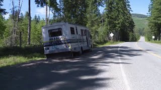 Abandoned RV raises fire concerns near Courtenay