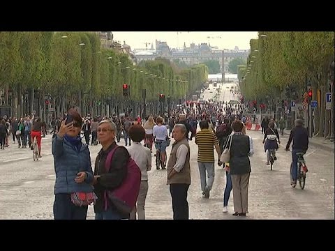 Frankreich: Paris die Stadt der Liebe mal ganz ohne Autos und Motorräder