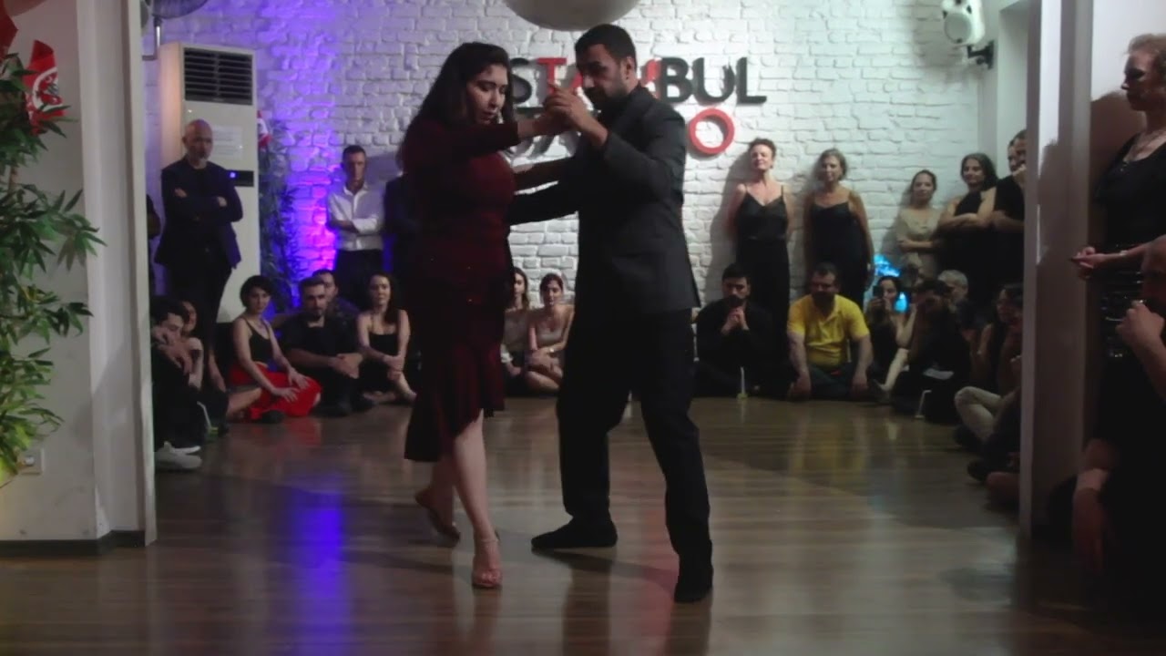 Yasemin Toprak & Erencem Morkoç at 333