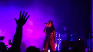 BANKS - Mind Games (Live at Enmore Theatre, 2017)