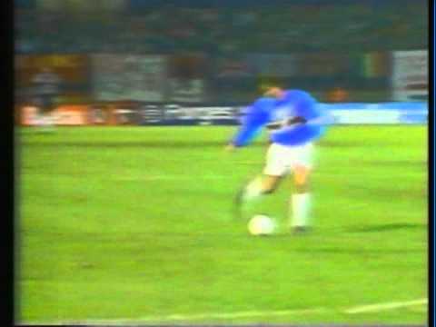 1991 (October 23) Honved (Hungary) 2-Sampdoria (Italy) 1 (Champions League).mpg
