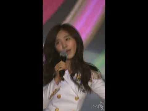 [FanCam] 091108 Yuri SNSD - Gee@LG Mobile WorldCup