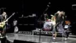 RED HOT CHILI PEPPERS - Mr. John Frusciante goes off!