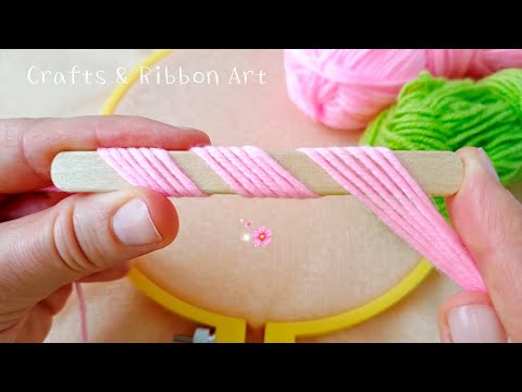 It's so Beautiful ❤️🌺 Superb Flower Making Trick with Ice Cream Stick - DIY Amazing Woolen Flowers