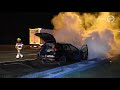 Auto vliegt in brand langs A50, explosie te horen