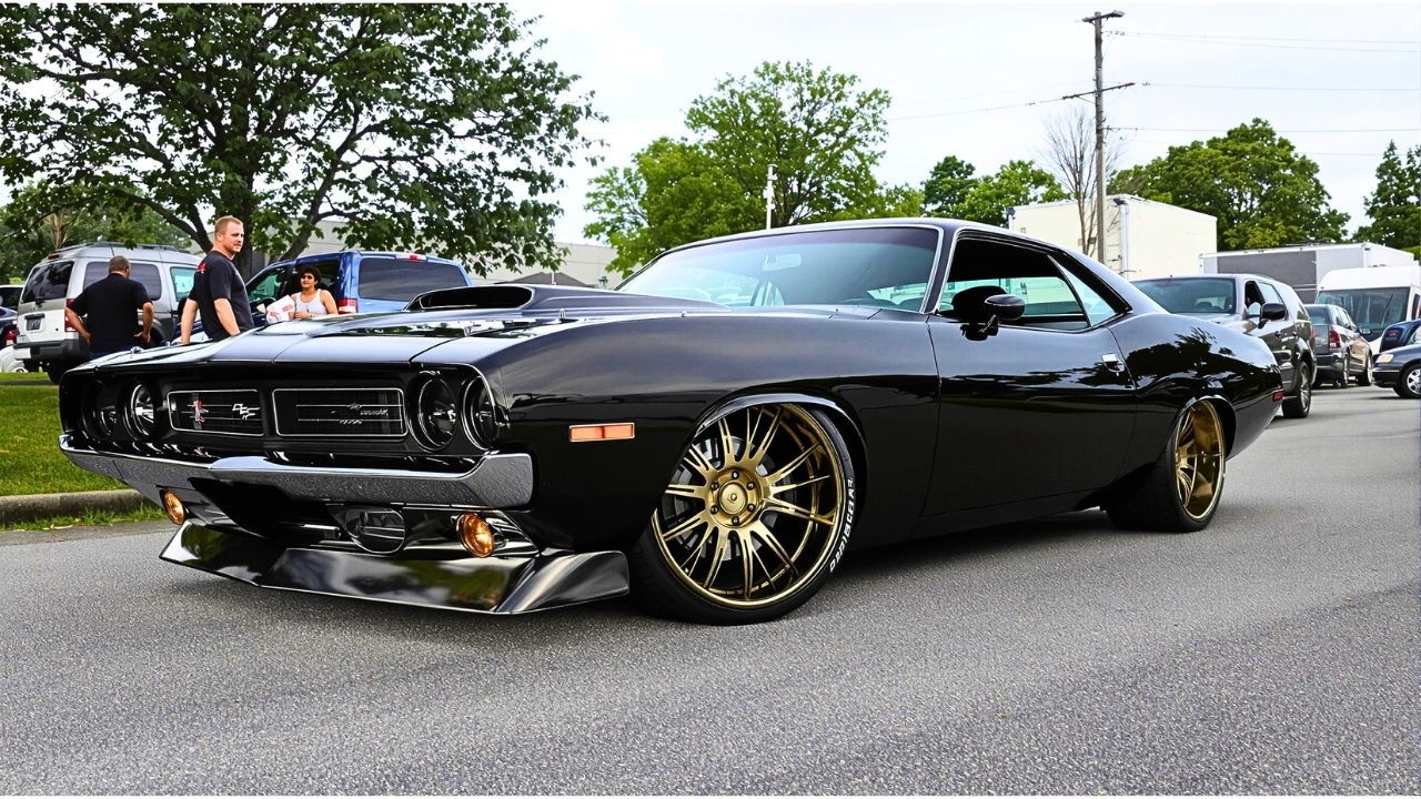 Top 10 Most Wanted Muscle Cars by Collectors!
