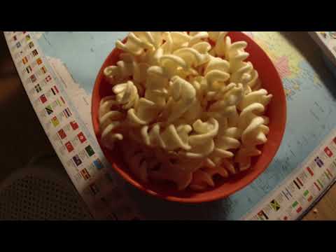 MongoTV_10541 - SPISER SKÅL CHIPS SØNDAG AFTEN