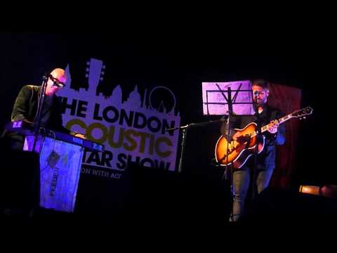 Grant Nicholas (FEEDER) Dove Grey Sands..Acoustic live.The London Guitar Show 2012 HD