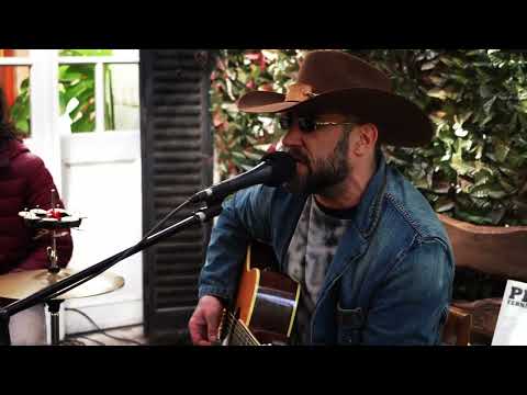 Acústico con Piti Fernández | El Mañana