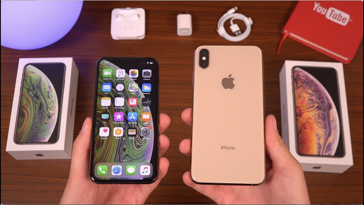 Apple iPhone Xs and Xs Max Unboxing!