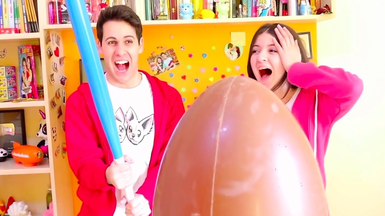 ROMPIAMO UN UOVO DI PASQUA GIGANTE!!