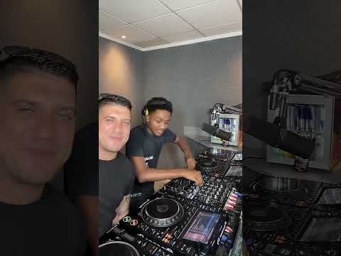 Harvz special guest set