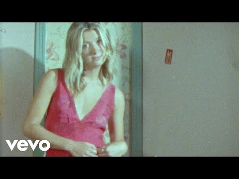 Georgia Webster - Attention
