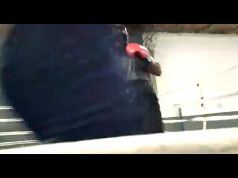 leon gavilán vs Walter kanibal Ramírez. sparring