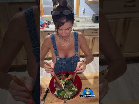 🥗Tossed Salad for dinner #themaryburke