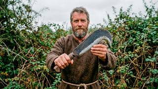 Why Medieval Peasants Carried One Blade That Replaced 6 Modern Tools