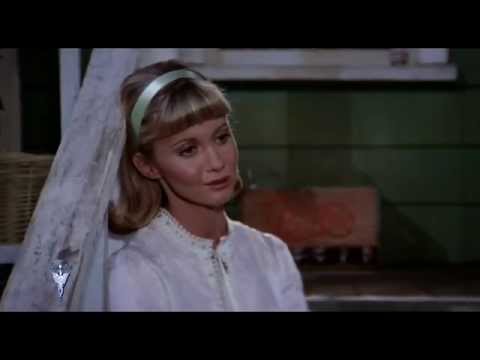 Olivia Newton-John - Hopelessly Devoted to You (HD)