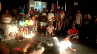 Lady-boys round 17
