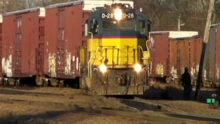 preview picture of video 'DeQueen & Eastern RR (DQE D-28) at Valliant, Ok. 01/22/2010 ©'