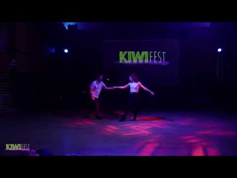 John Kirkconnell & Alyssa Glanville - Demo at KiwiFest