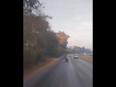 ขับยังไงคว่ำ