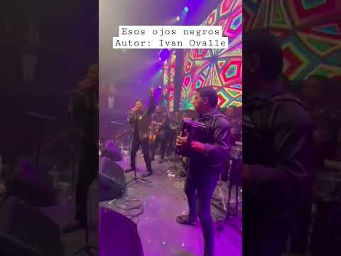 Esos Ojos Negros - Ivan Ovalle