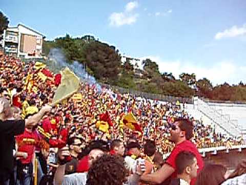 Ascoli-Lecce 1-2 Ultra Lecce Curva Nord