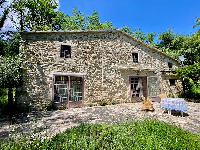 CD1044 - Monte Castello di Vibio, romantic cottage on the Tiber river