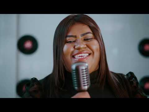 Ana Laura Gomes | Me Convém Diminuir | (COVER)
