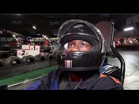 Welke AZ-speler wint met karten  Ridgeciano Haps of Derrick Luckasssen?