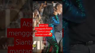 Download lagu Atiek CB menggoda Ronny Sianturi Sang Mantan Suami si tengah konser#atiekcb mp3 Download lagu Atiek CB menggoda Ronny Sianturi Sang Mantan Suami si tengah konser#atiekcb mp3