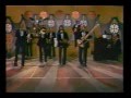 Los 8 de Colombia - Macondo 