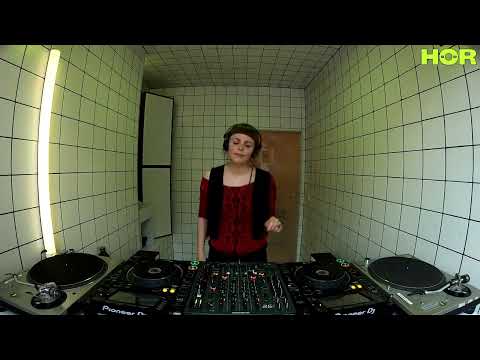 Sarah Wild / May 21 / 7pm-8pm