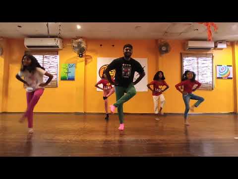 Miniki miniki kids dance #thangalaan #vikram #miniki #tamil #southindian #viralshorts #leodance