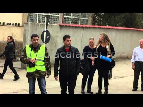 mediacalarasi.ro - Adolescenta lovita de un autovehicul