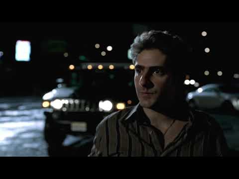 Christopher fegyvert fog Tony-ra - Maffiózók