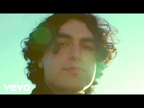 Video thumbnail for Fit In Here