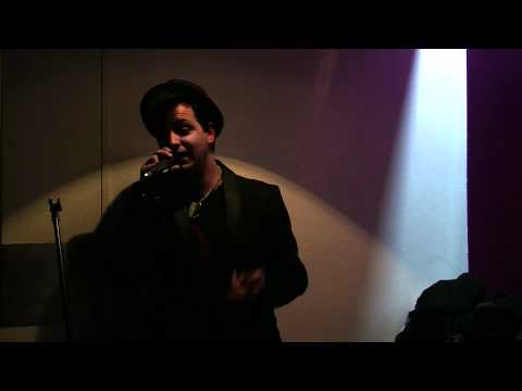 Marc Sarrats. Monólogo fin del mundo y ley anti tabaco